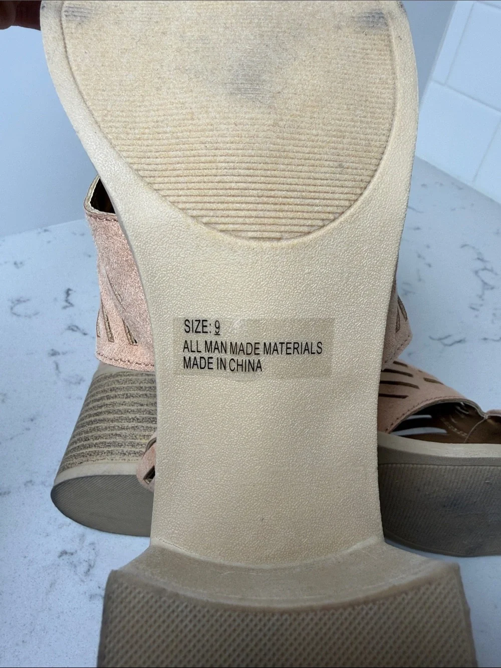 New Qupid Tan Suede Cutout Block Heel Sandals with Gold Buckle Size 9